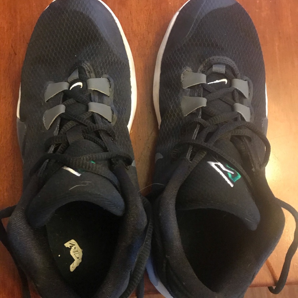 Nike Basketball Shoes Zoom Freak 1 Gem